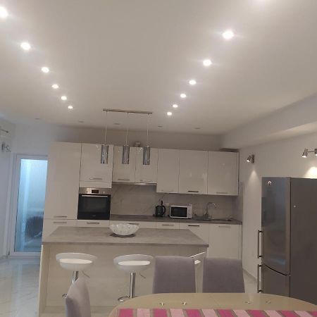Apartmani Trubi 3 Vodice Esterno foto