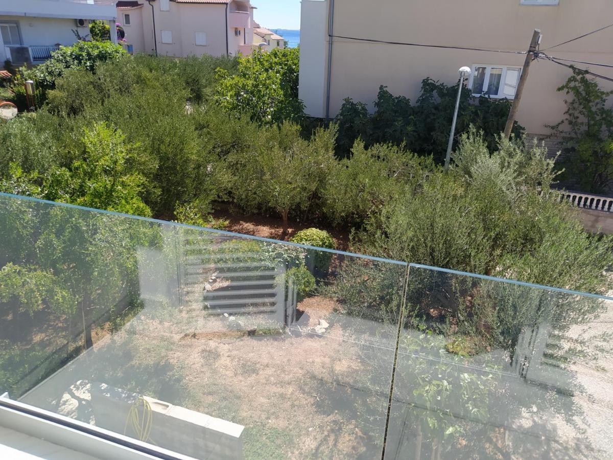 Apartmani Trubi 3 Vodice Esterno foto