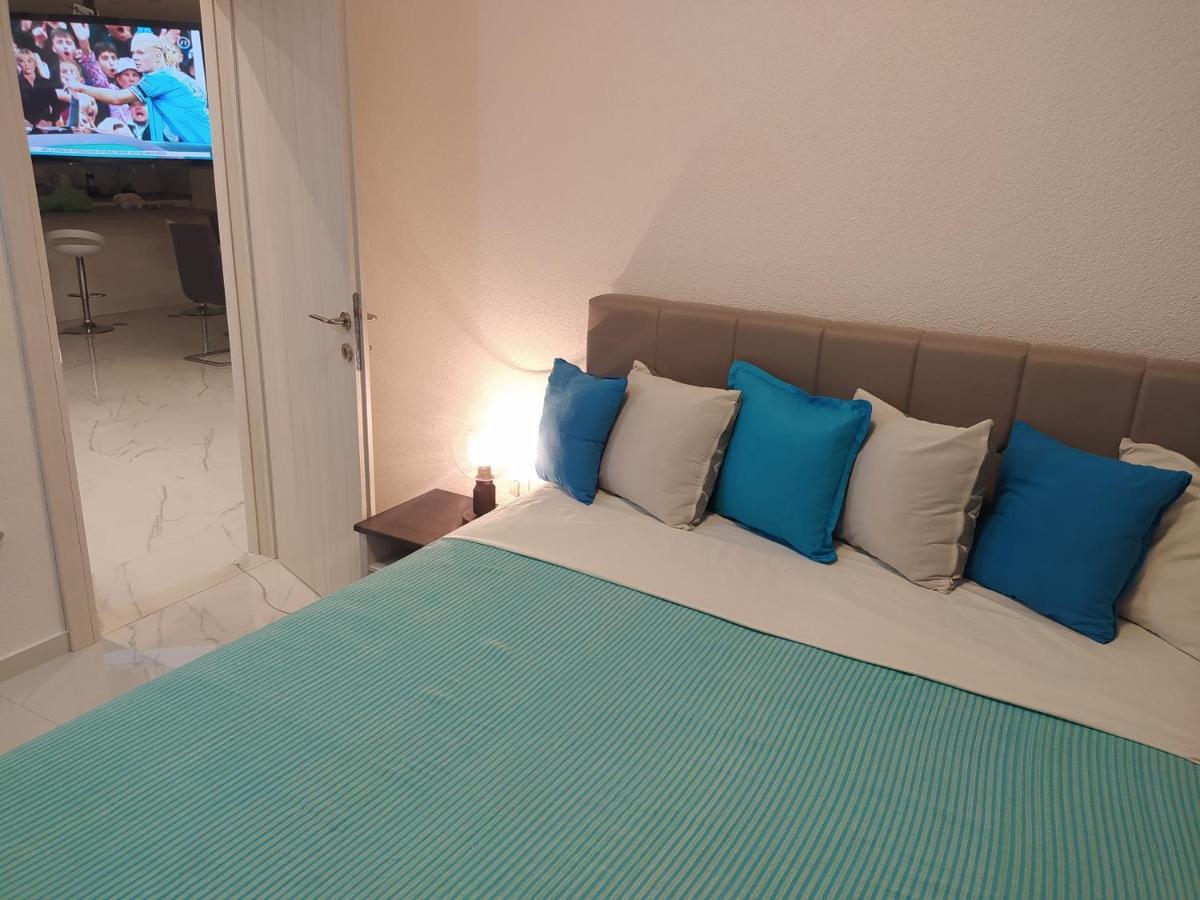 Apartmani Trubi 3 Vodice Esterno foto
