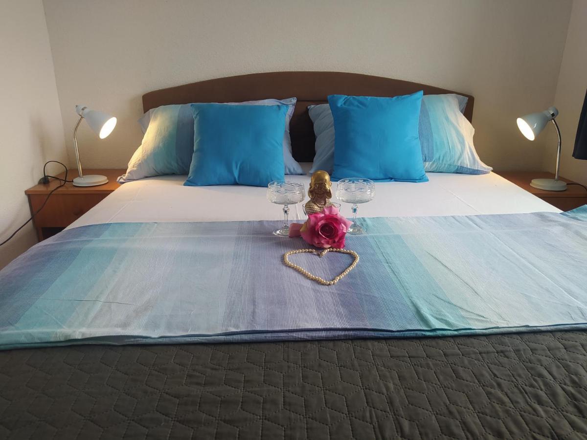 Apartmani Trubi 3 Vodice Esterno foto