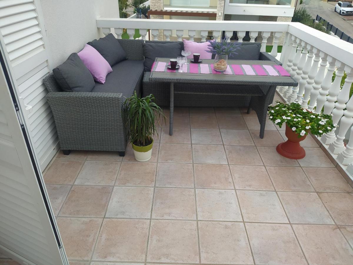 Apartmani Trubi 3 Vodice Esterno foto