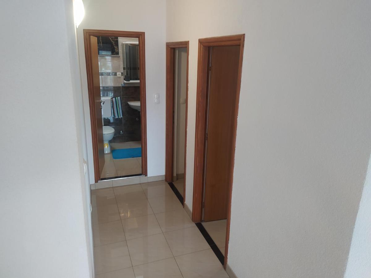 Apartmani Trubi 3 Vodice Esterno foto