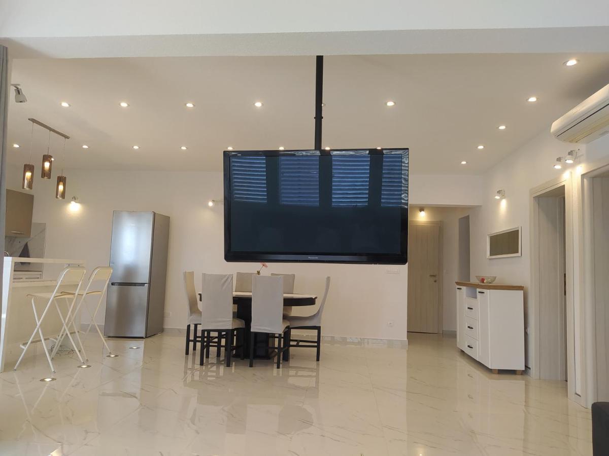Apartmani Trubi 3 Vodice Esterno foto