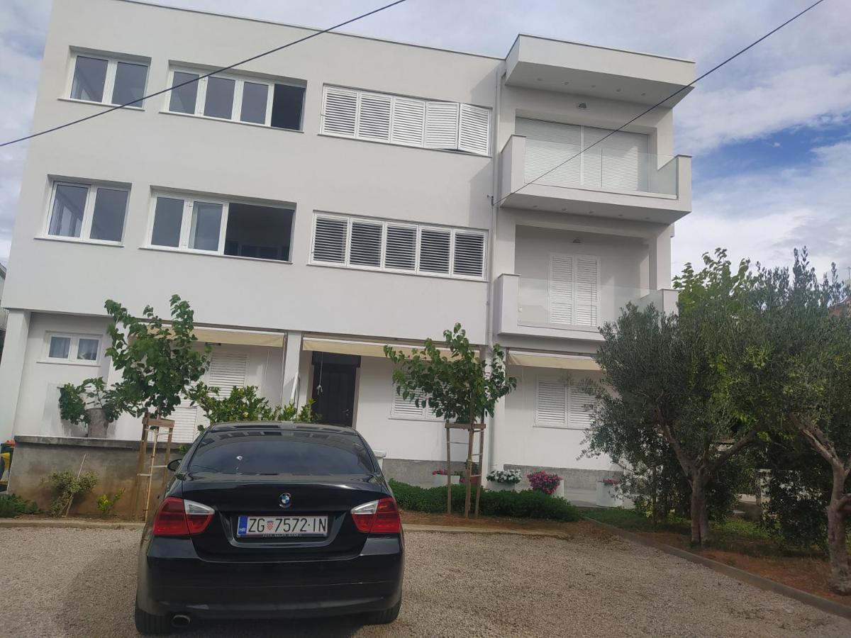 Apartmani Trubi 3 Vodice Esterno foto